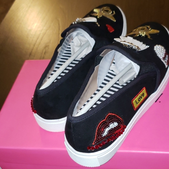 Betsey Johnson Cooper Embroidered Fashion Sneaker - Picture 8 of 16